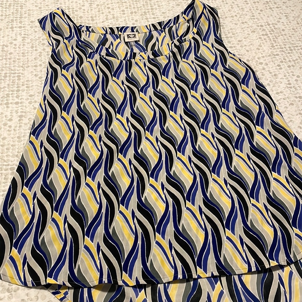 Anne Klein blouse in size large